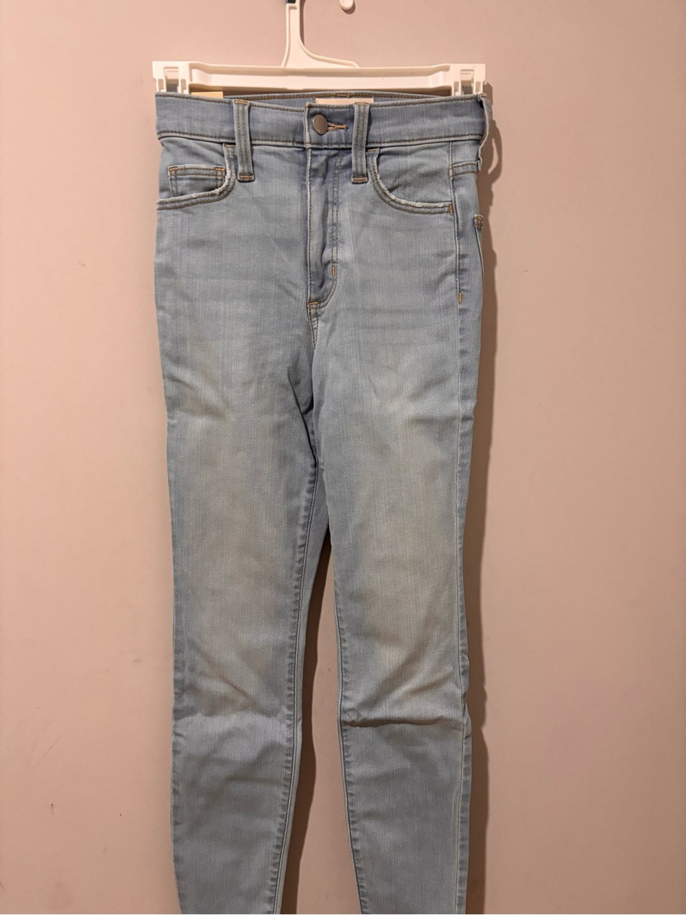 Universal Thread Light Wash High-Rise Skinny Jeans